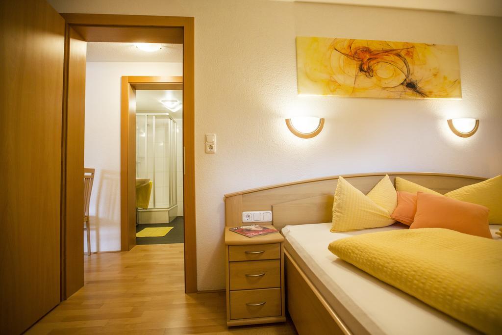 Haus Annette Aparthotel Schröcken Buitenkant foto